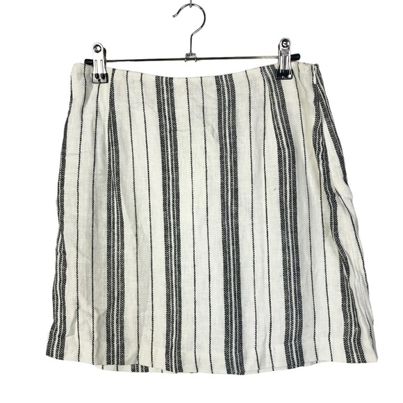 H&M Divided White Black Jacquard Stripe Mini Skirt 6 - Picture 1 of 2